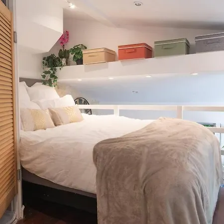 Duplex Parisien En Face Metro13 Lejlighed Paris