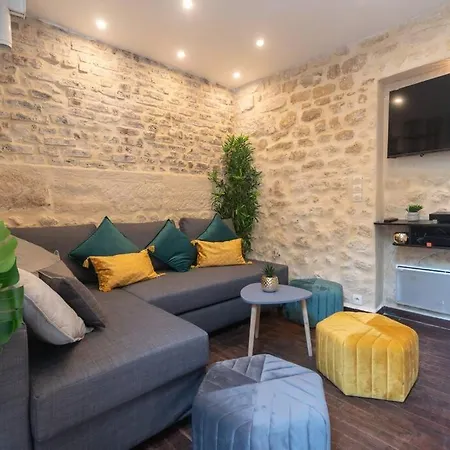 Duplex Parisien En Face Metro13 Paris