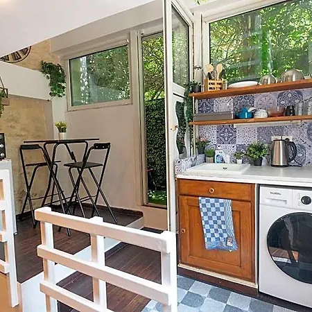 Duplex Parisien En Face Métro13 Appartement