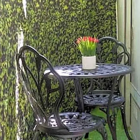 Duplex Parisien En Face Metro13 Διαμέρισμα Παρίσι