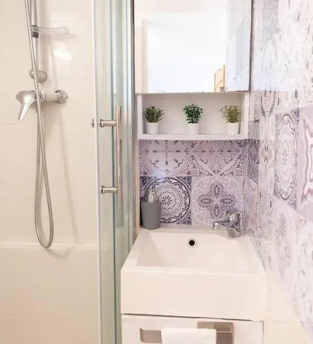 דירה Duplex Parisien En Face Metro13