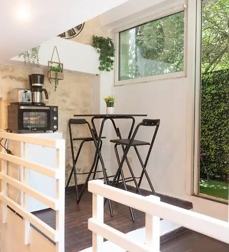 Duplex Parisien En Face Metro13 פריז