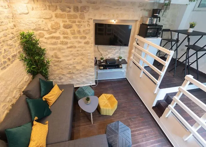 Duplex Parisien En Face Metro13 פריז
