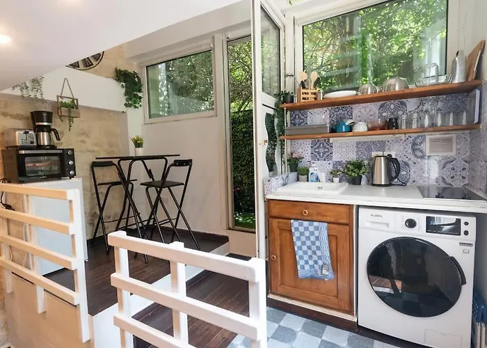 Duplex Parisien En Face Metro13 דירה פריז